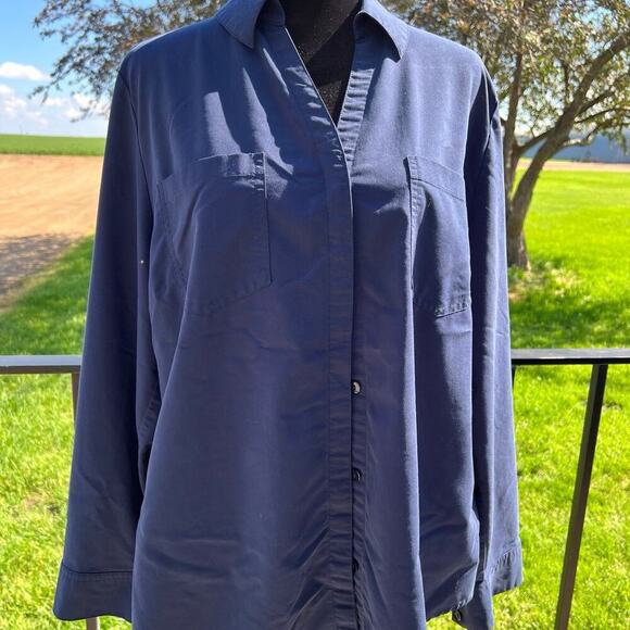 CHICO’s navy button down shirt, long sleeve. Women's size 2, (L-12) - Picture 3 of 9